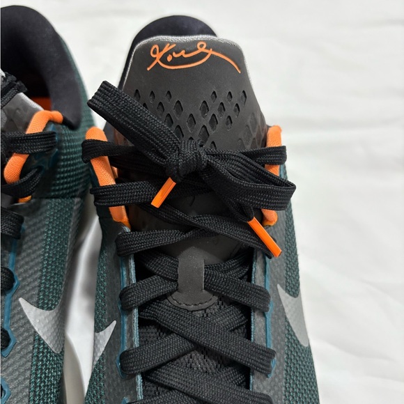 Men’s Nike Kobe 10 Flight Teal in Size 12 - Picture 5 of 8